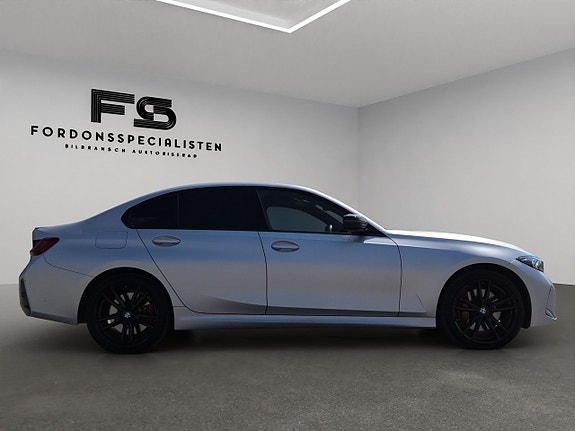 BMW 330e 2 of 5