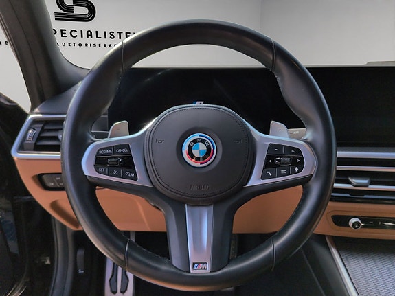 BMW 330e 20 of 27