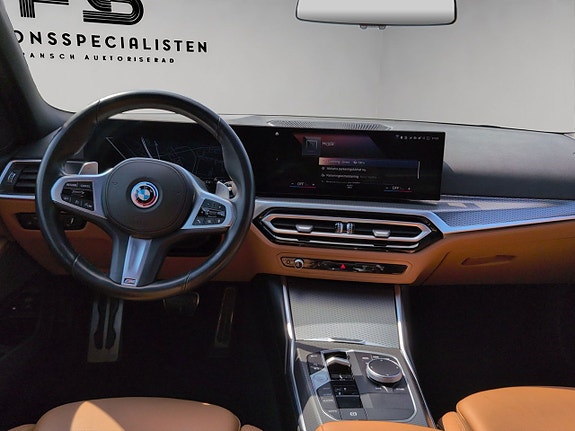BMW 330e 13 of 27