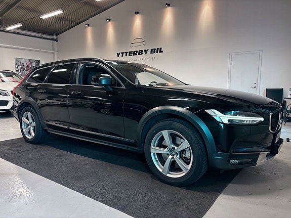 Volvo V90 Cross Country
