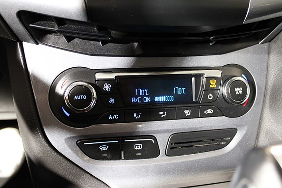 Ford Focus 19 of 27
