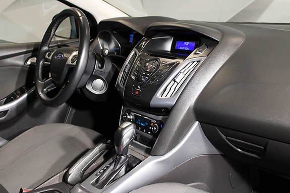 Ford Focus 18 of 27