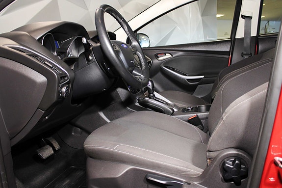 Ford Focus 12 of 27