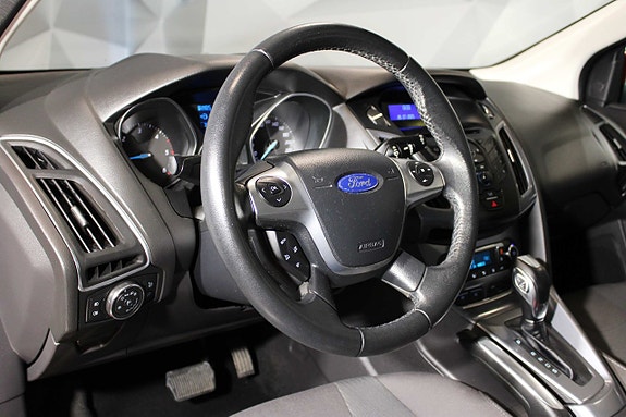 Ford Focus 15 of 27