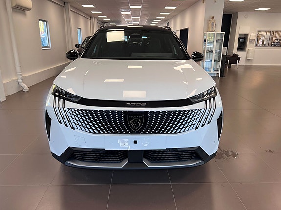 Peugeot 5008 7 of 15
