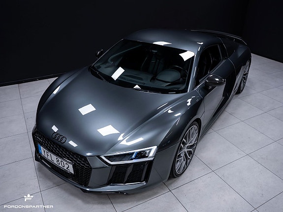 Audi R8 5 of 5