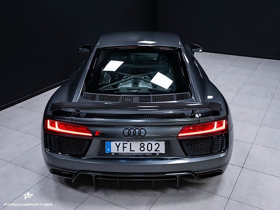 Audi R8 14 of 27