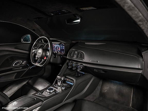 Audi R8 22 of 27