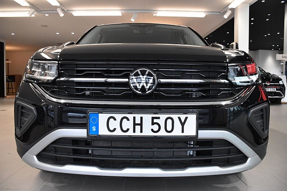 Volkswagen T-Cross 3 of 22
