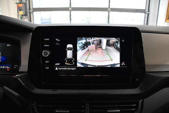 Volkswagen T-Cross 15 of 22
