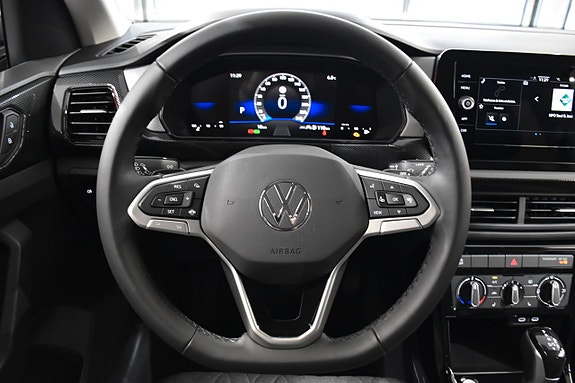 Volkswagen T-Cross 10 of 22