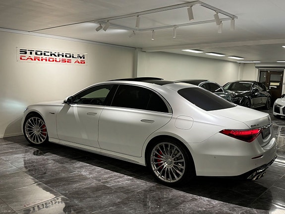 Mercedes-Benz AMG GT Black Series 4 of 5
