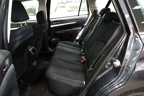 Subaru Outback 6 of 18