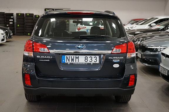 Subaru Outback 17 of 18