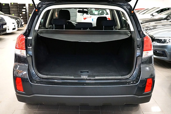 Subaru Outback 14 of 18