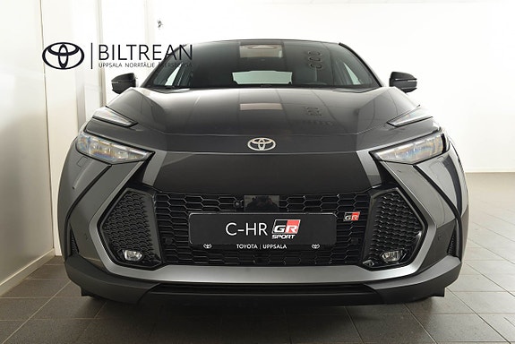 Toyota C-HR 5 of 13