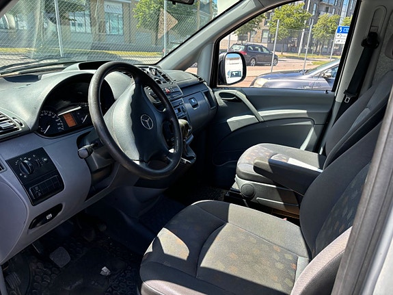 Mercedes-Benz Vito 115 7 of 11