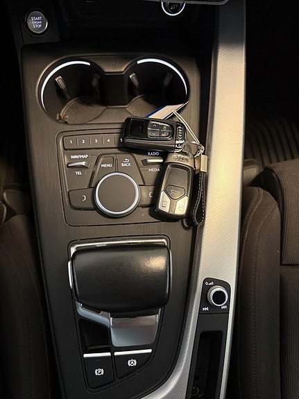 Audi A4 12 of 16