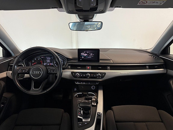 Audi A4 6 of 16