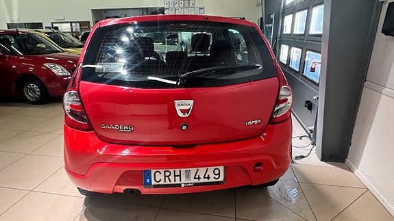 Dacia Sandero 6 of 9