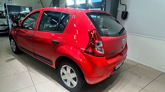 Dacia Sandero 5 of 5