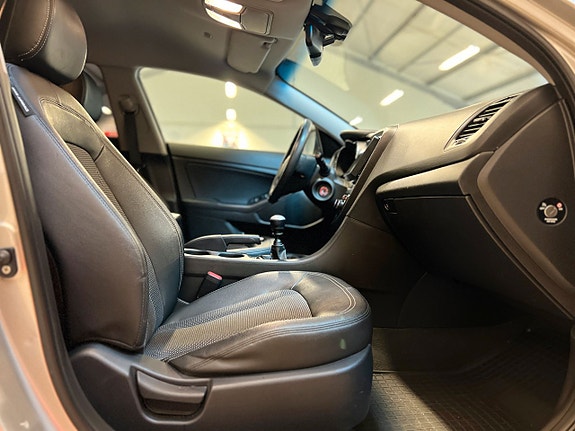 Kia Optima 25 of 27