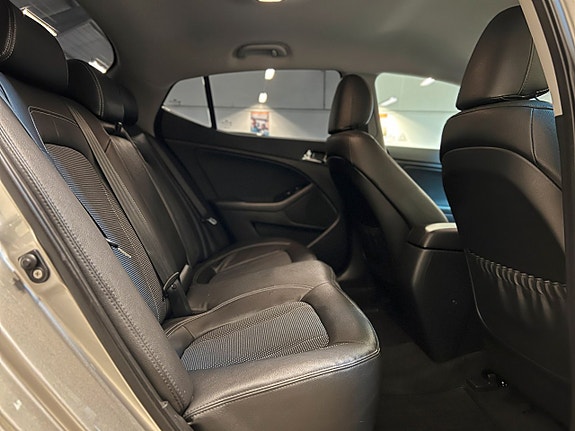 Kia Optima 26 of 27