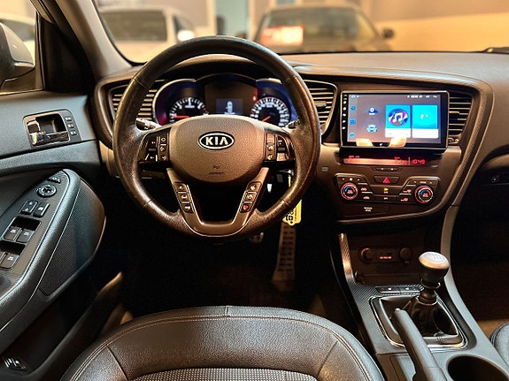 Kia Optima 12 of 27