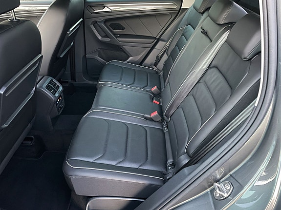 Volkswagen Tiguan 9 of 12