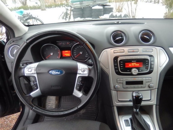 Ford Mondeo 6 of 10