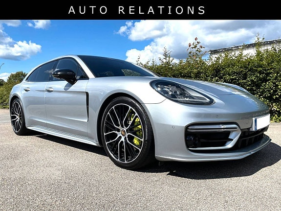 Porsche Panamera 4 4 of 5