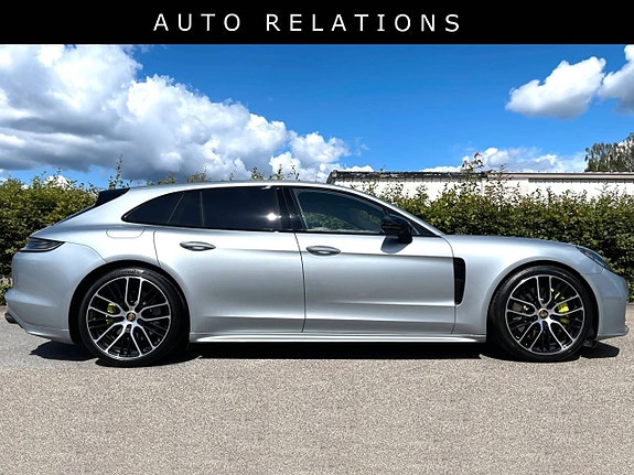 Porsche Panamera 4 8 of 10