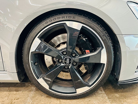 Audi RS3 4 of 5