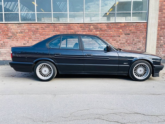 Alpina B10 6 of 19