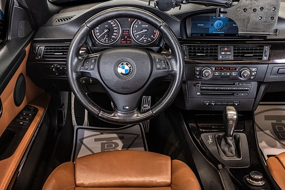 BMW 335i 21 of 26