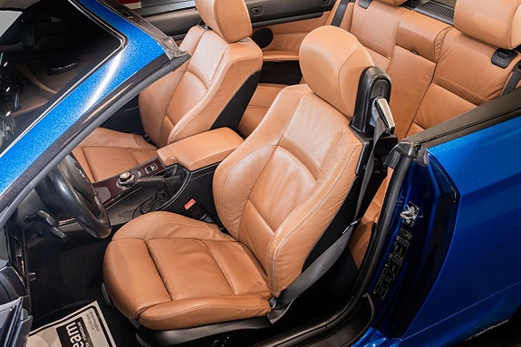 BMW 335i 18 of 26