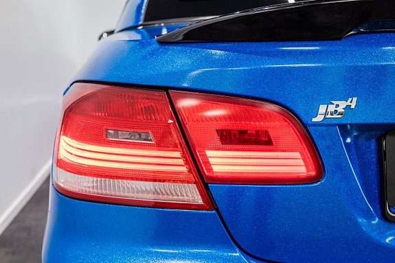 BMW 335i 13 of 26