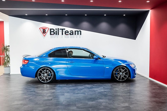 BMW 335i 15 of 26
