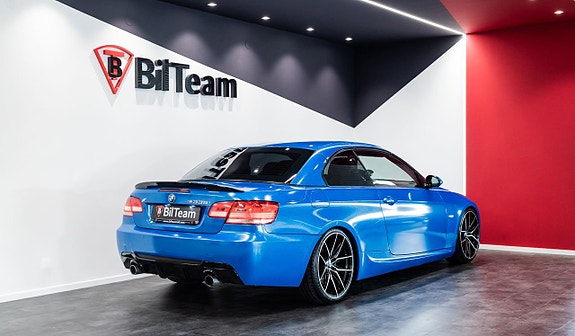 BMW 335i 10 of 26