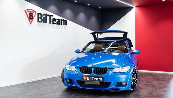 BMW 335i 2 of 26
