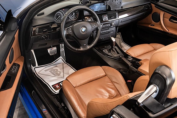 BMW 335i 16 of 26