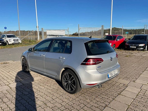 Volkswagen Golf-Serie 2 of 5