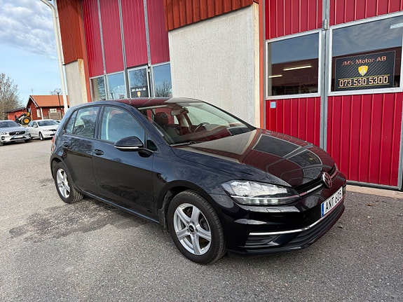 Volkswagen Golf-Serie 5 of 5