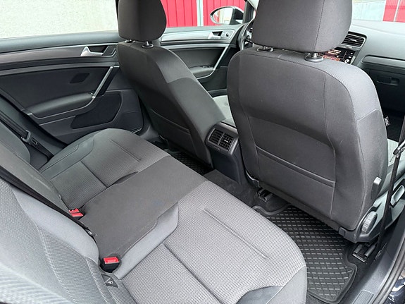 Volkswagen Golf-Serie 11 of 18