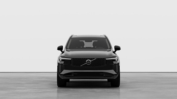 Volvo XC90 6 of 19