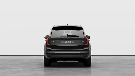Volvo XC90 4 of 19