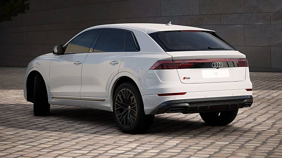 Audi Q8 3 of 6