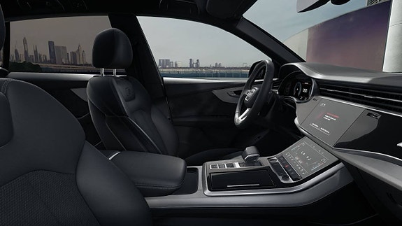 Audi Q8 6 of 6