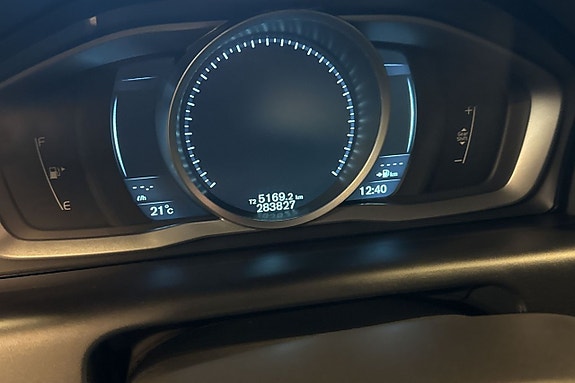 Volvo XC60 9 of 9