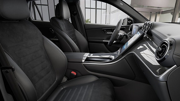 Mercedes-Benz GLC300 e 12 of 17